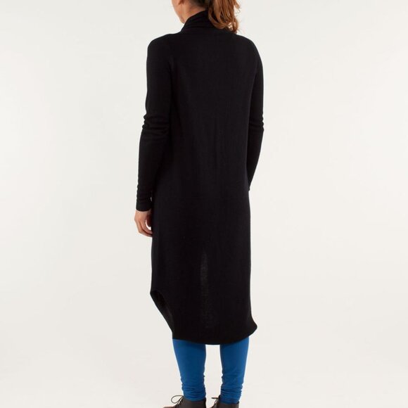 Lululemon Intuition Sweater Wrap Black / Slope Stripe Black Coal - EUC - Size 8 - Picture 9 of 16